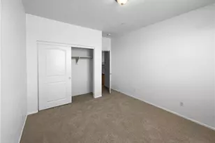 15134 Paseo Verde Pl, Victorville, CA 92394 - Photo 10