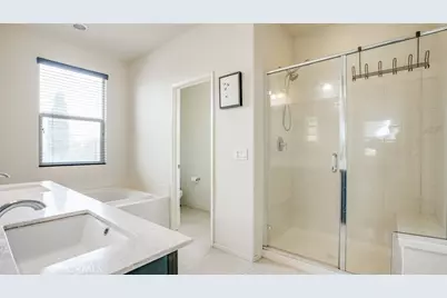 4248 W 5th Street, Santa Ana, CA 92703 - Photo 32