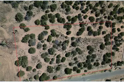 11075 Heartland Circle, Oak Hills, CA 92344 - Photo 6