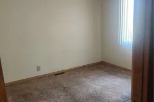 710 W Fairway Blvd, Big Bear City, CA 92314 - Photo 4