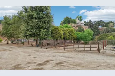 1951 Scarborough Lane, San Dimas, CA 91773 - Photo 42