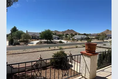16485 Wintun Road, Apple Valley, CA 92307 - Photo 6