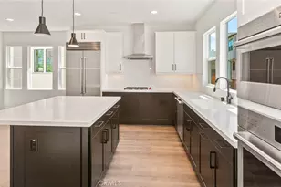 139 Bridle Dr, Burbank, CA 91506 - Photo 20