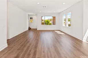 139 Bridle Dr, Burbank, CA 91506 - Photo 14