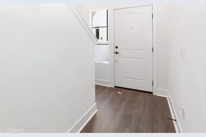 150 Bridle Drive, Burbank, CA 91506 - Photo 8