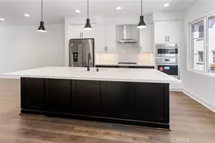 150 Bridle Dr, Burbank, CA 91506 - Photo 22