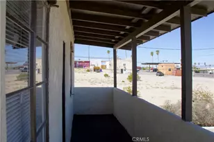 73752 Crestview Dr, 29 Palms MCB, CA 92277 - Photo 10