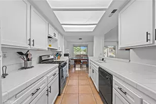 430 Anderwood Ct, Pomona, CA 91768 - Photo 10