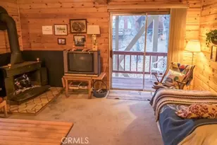 33474 Angeles Dr, Green Valley Lake, CA 92341 - Photo 10