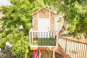 13685 Hidden Valley Rd, Victorville, CA 92395 - Photo 30