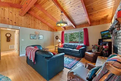 732 Tulip Drive, Green Valley Lake, CA 92341 - Photo 8