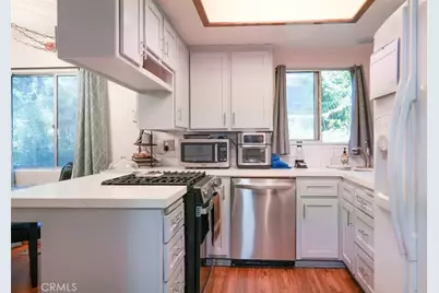 32801 Encina Dr, Running Springs, CA 92382 - Photo 8