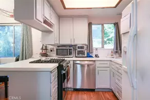 32801 Encina Dr, Running Springs, CA 92382 - Photo 8