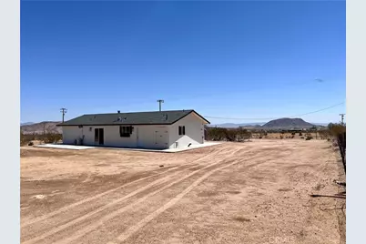 56056 Cone Boulevard, Landers, CA 92285 - Photo 10