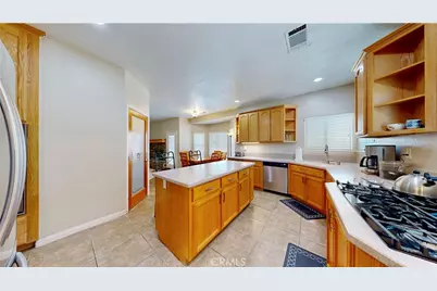 12443 Bannock Drive, Apple Valley, CA 92308 - Photo 32