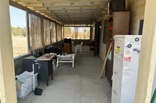 3938 Kreuer Rd, Phelan, CA 92371 - Photo 32