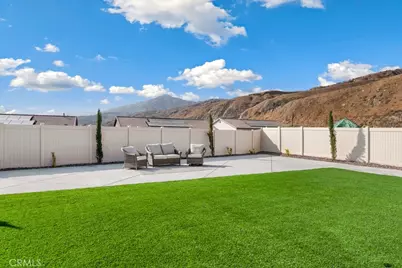 8004 Sorrento Way, Highland, CA 92346 - Photo 22