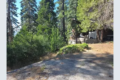 30778 Live Oak Drive, Running Springs, CA 92382 - Photo 6