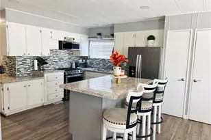 26245 E Baseline St, Highland, CA 92346 - Photo 8