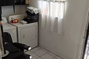 2428 Vasquez Pl, Riverside, CA 92507 - Photo 16