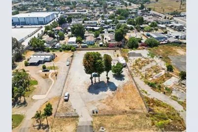 18583 Seaton Avenue, Perris, CA 92570 - Photo 4