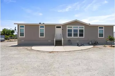 18583 Seaton Avenue, Perris, CA 92570 - Photo 2