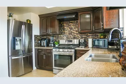 19261 Centennial Street, Hesperia, CA 92345 - Photo 8