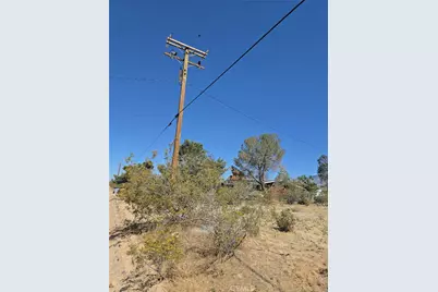 31357 Pawnee Street, Lucerne Valley, CA 92356 - Photo 6