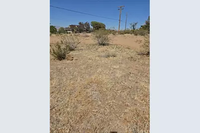 31357 Pawnee Street, Lucerne Valley, CA 92356 - Photo 8