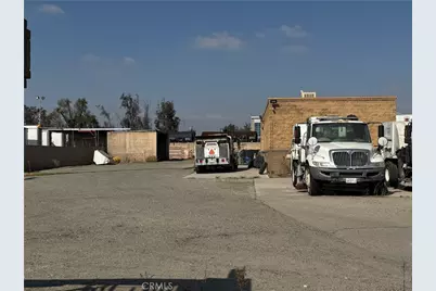 15840 Boyle Avenue, Fontana, CA 92337 - Photo 12