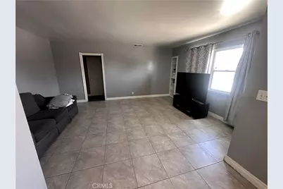 836 N Millard Avenue, Rialto, CA 92376 - Photo 8