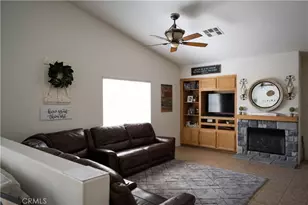 13018 Camden Ln, Victorville, CA 92392 - Photo 12