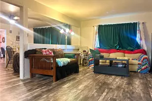 20320 Roads End Dr, Perris, CA 92570 - Photo 8