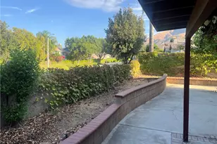 7784 Silver Buckle Rd, Highland, CA 92346 - Photo 4