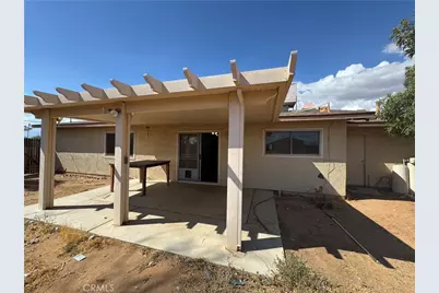 21815 Klickitat Avenue, Apple Valley, CA 92307 - Photo 26