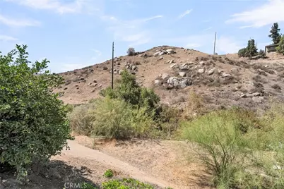 510 Via Zapata, Riverside, CA 92507 - Photo 34