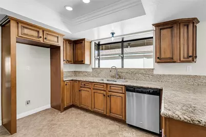 510 Via Zapata, Riverside, CA 92507 - Photo 12