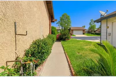 15783 Barbee Street #10, Fontana, CA 92336 - Photo 4