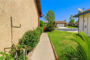 15783 Barbee St, Fontana, CA 92336 - Photo 4