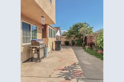 15783 Barbee Street #10, Fontana, CA 92336 - Photo 24
