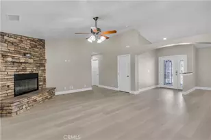 15598 Apple Valley Rd, Apple Valley, CA 92307 - Photo 6