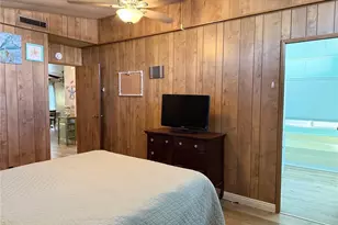 1045 N Azusa Ave, Covina, CA 91722 - Photo 16