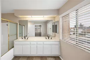 23046 Joaquin Ridge Dr, Murrieta, CA 92562 - Photo 24