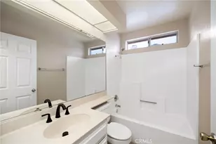 23046 Joaquin Ridge Dr, Murrieta, CA 92562 - Photo 20