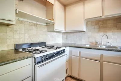 2321 Gonzaga Lane, Riverside, CA 92507 - Photo 8