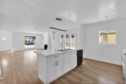 8704 S Denker Avenue, Los Angeles, CA 90047 - Photo 12