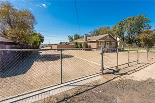 19585 Jurupa Ave, Bloomington, CA 92316 - Photo 8