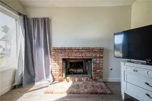 15756 Farmstead St, Moreno Valley, CA 92551 - Photo 6