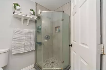 411 S Hewes Street, Orange, CA 92869 - Photo 16