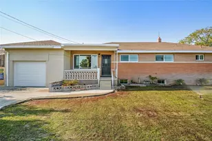 17468 Grevillea St, Fontana, CA 92335 - Photo 2